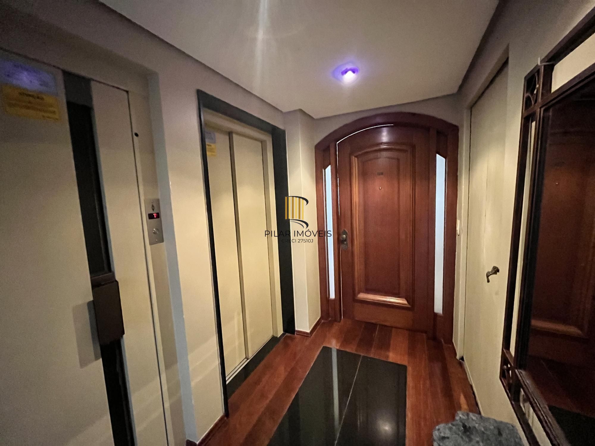 Apartamento de 4 quartos, suíte, amplo closet, dependência e 2 vagas de garagem