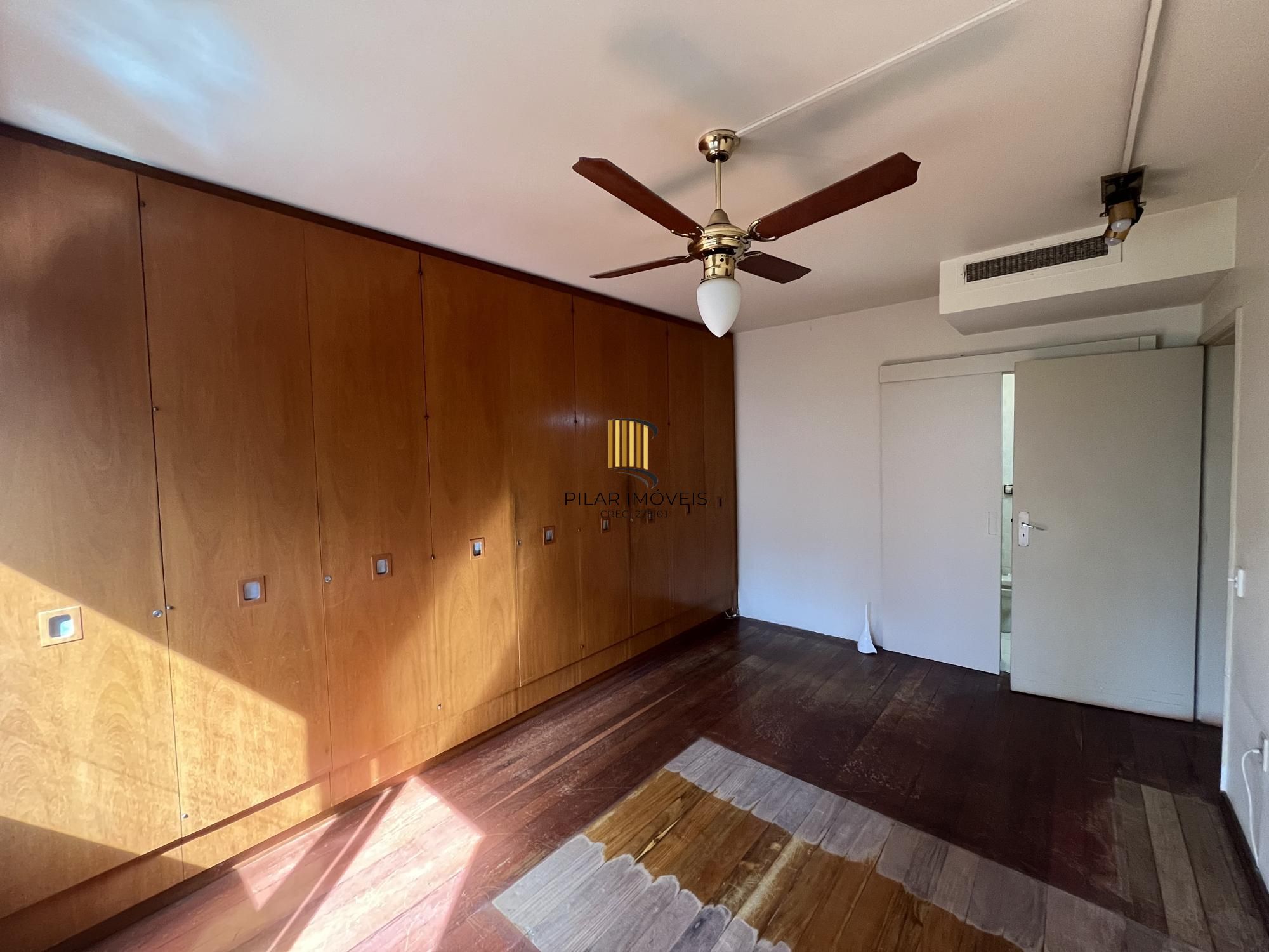 Apartamento de 3 quartos, suíte, lavabo e 2 vagas de garagem bairro Rio Branco