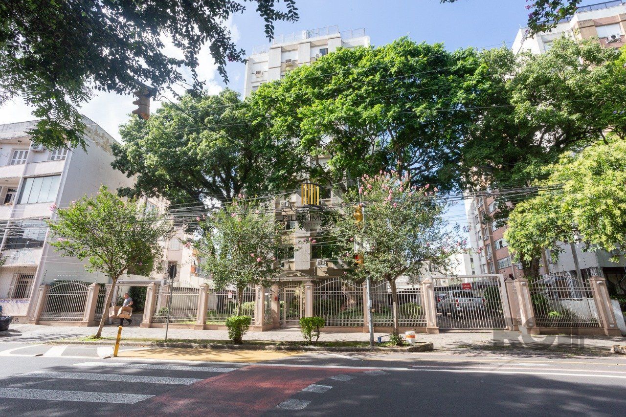 Apartamento de 3 quartos reformado no coração do bairro Bom Fim, Porto Alegre
