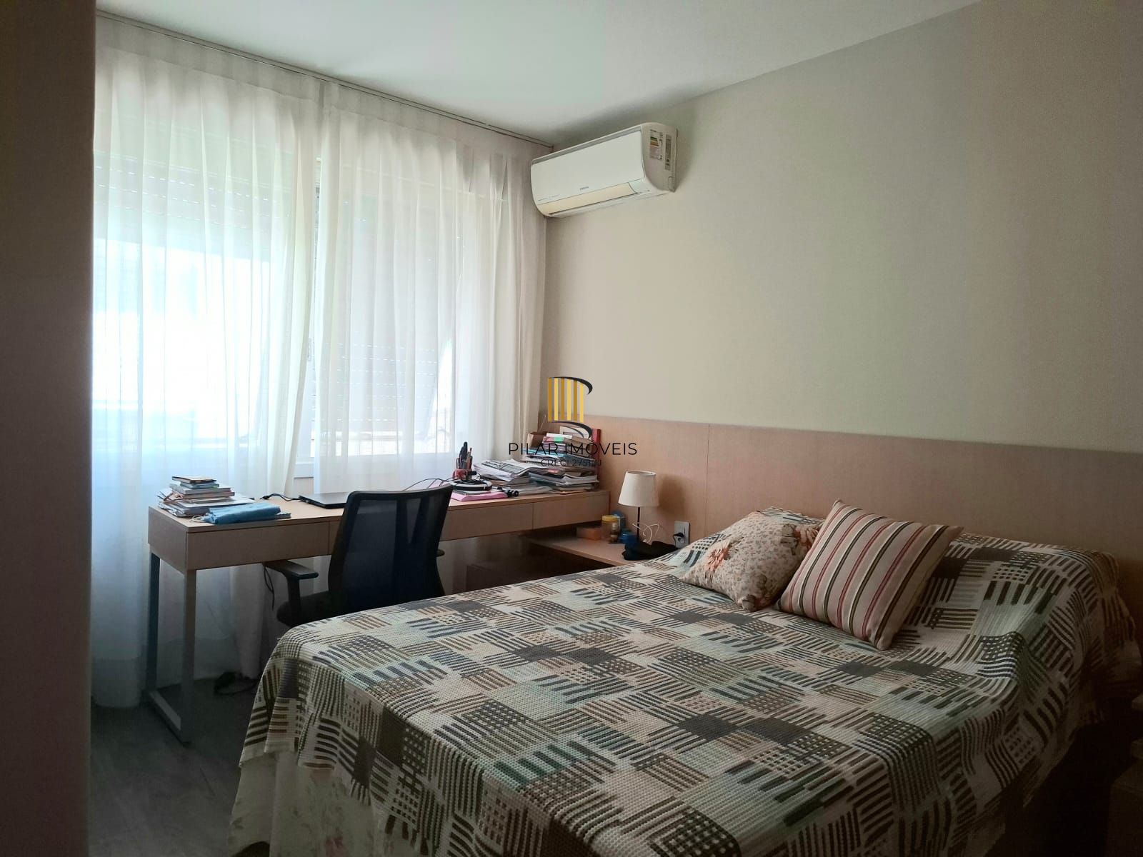 Apartamento 2 dormitórios no bairro Santana