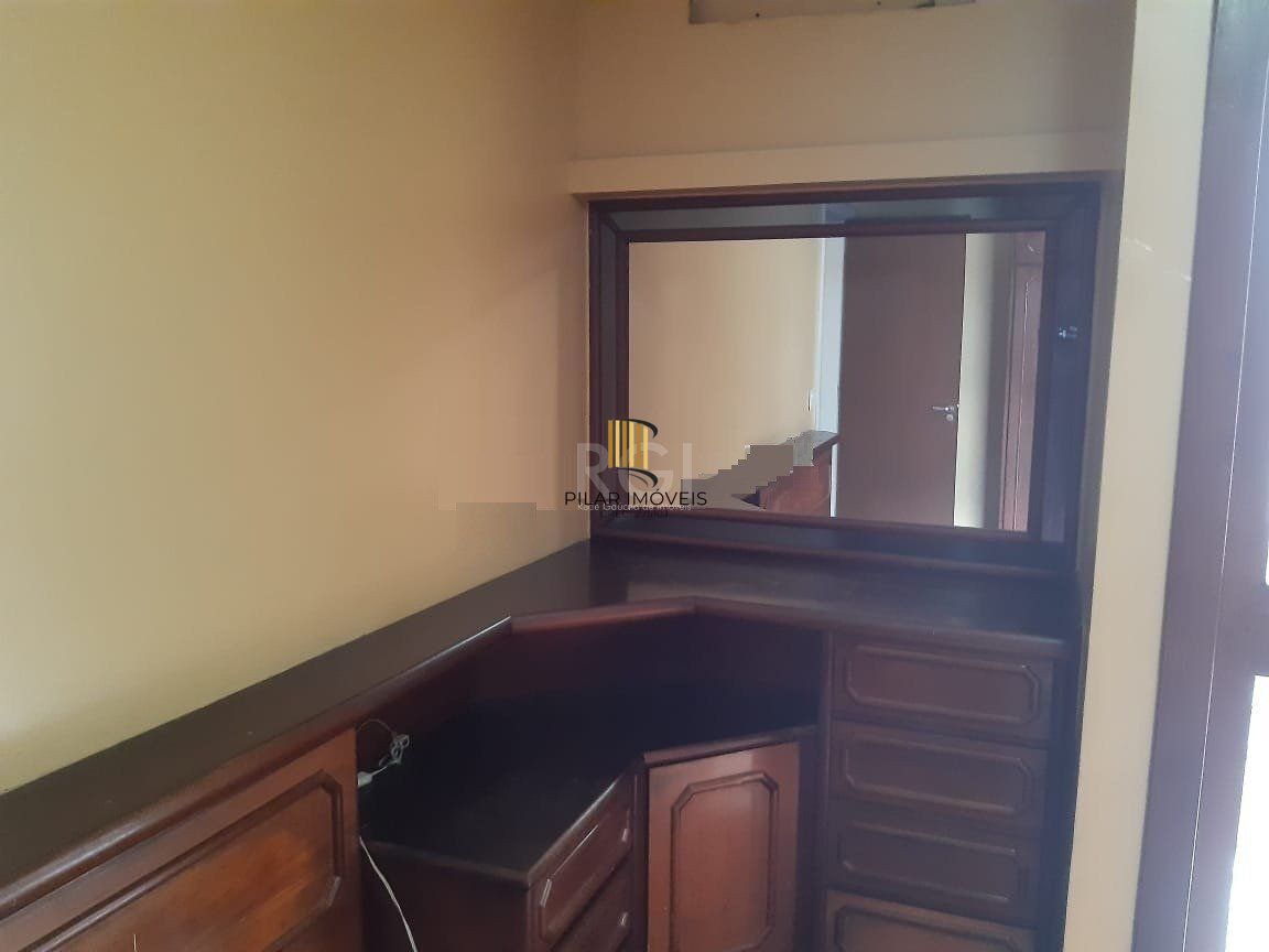 Apartamento para Venda - 115m², 3 dormitórios, sendo 1 suites, 1 vaga - Petrópolis