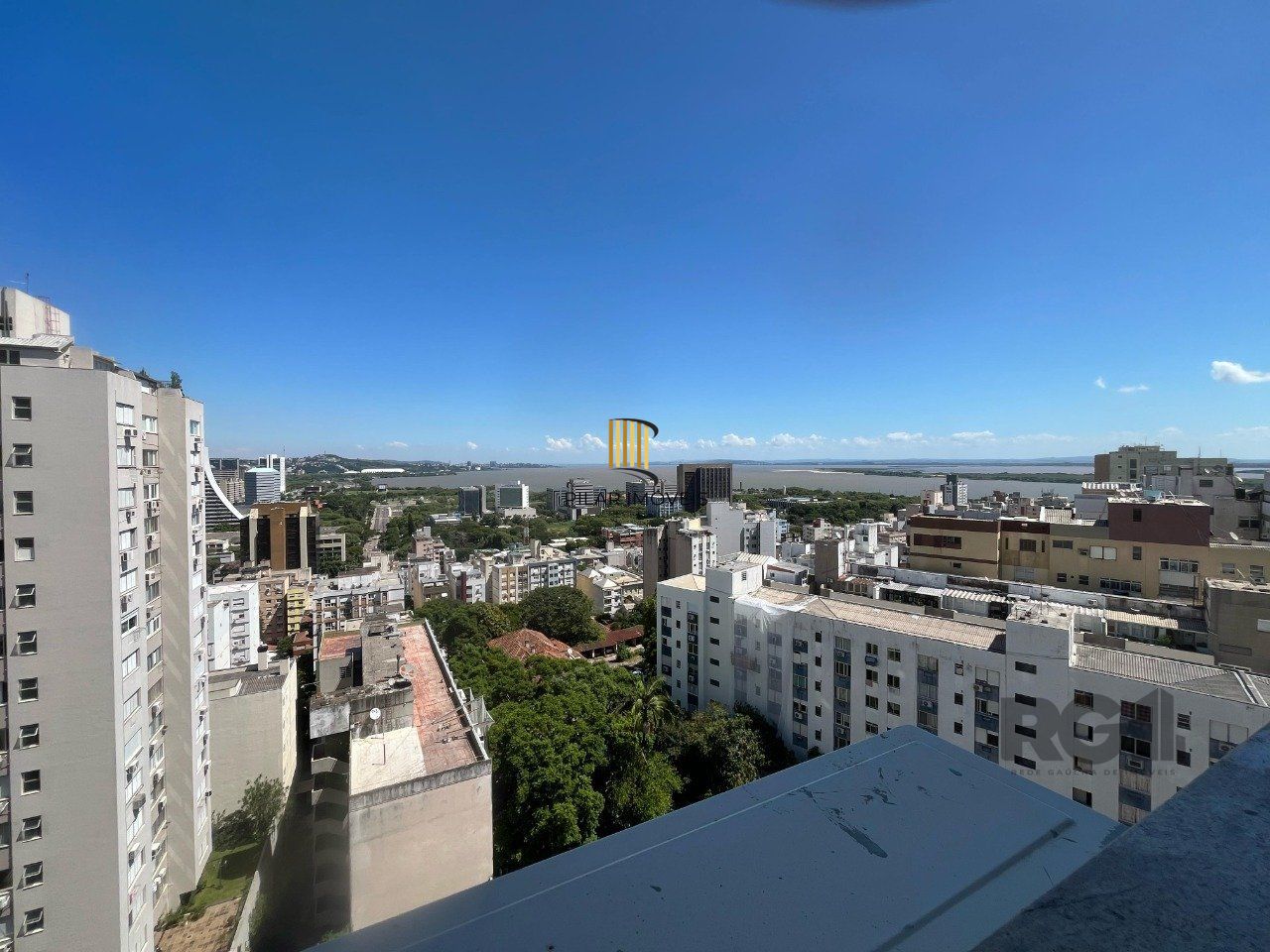 Apartamento 3 dormitórios no bairro Centro
