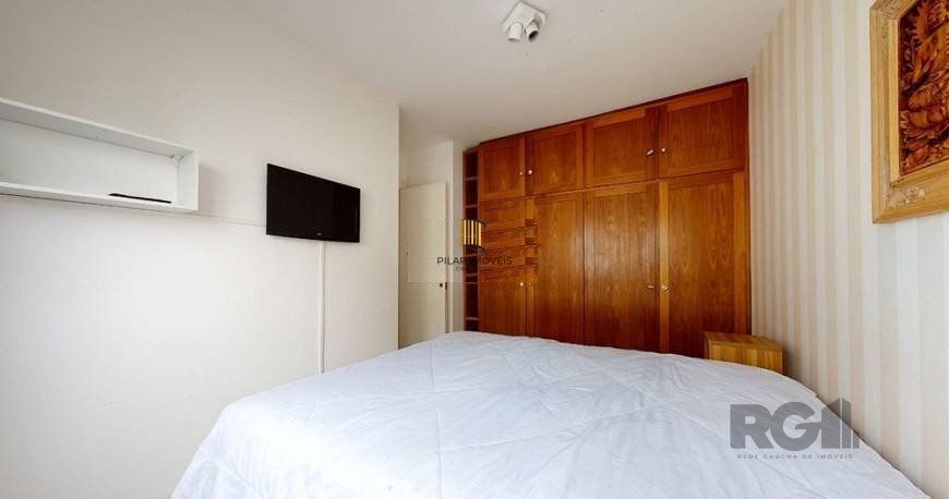 Vende Excelente Apartamento no Bairro Passo da Areia - Porto Alegre