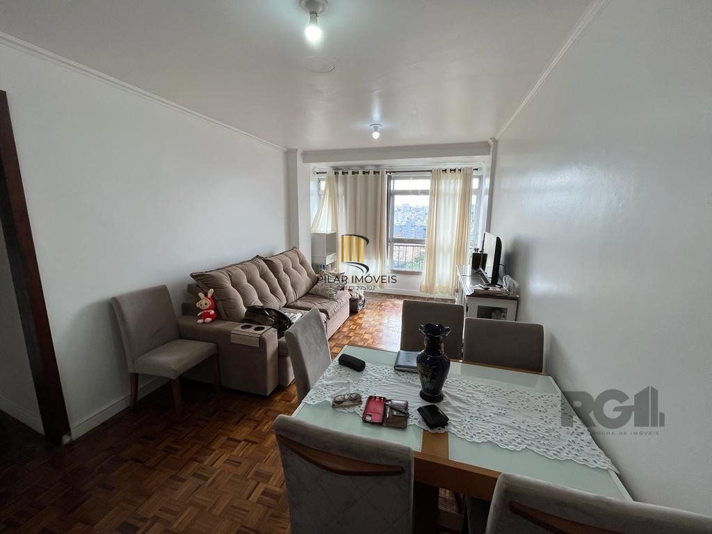 Apartamento 2 dormitórios no bairro Farroupilha