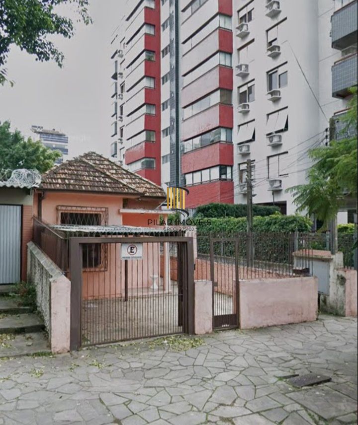 Casa 3 dormitórios no bairro Santana