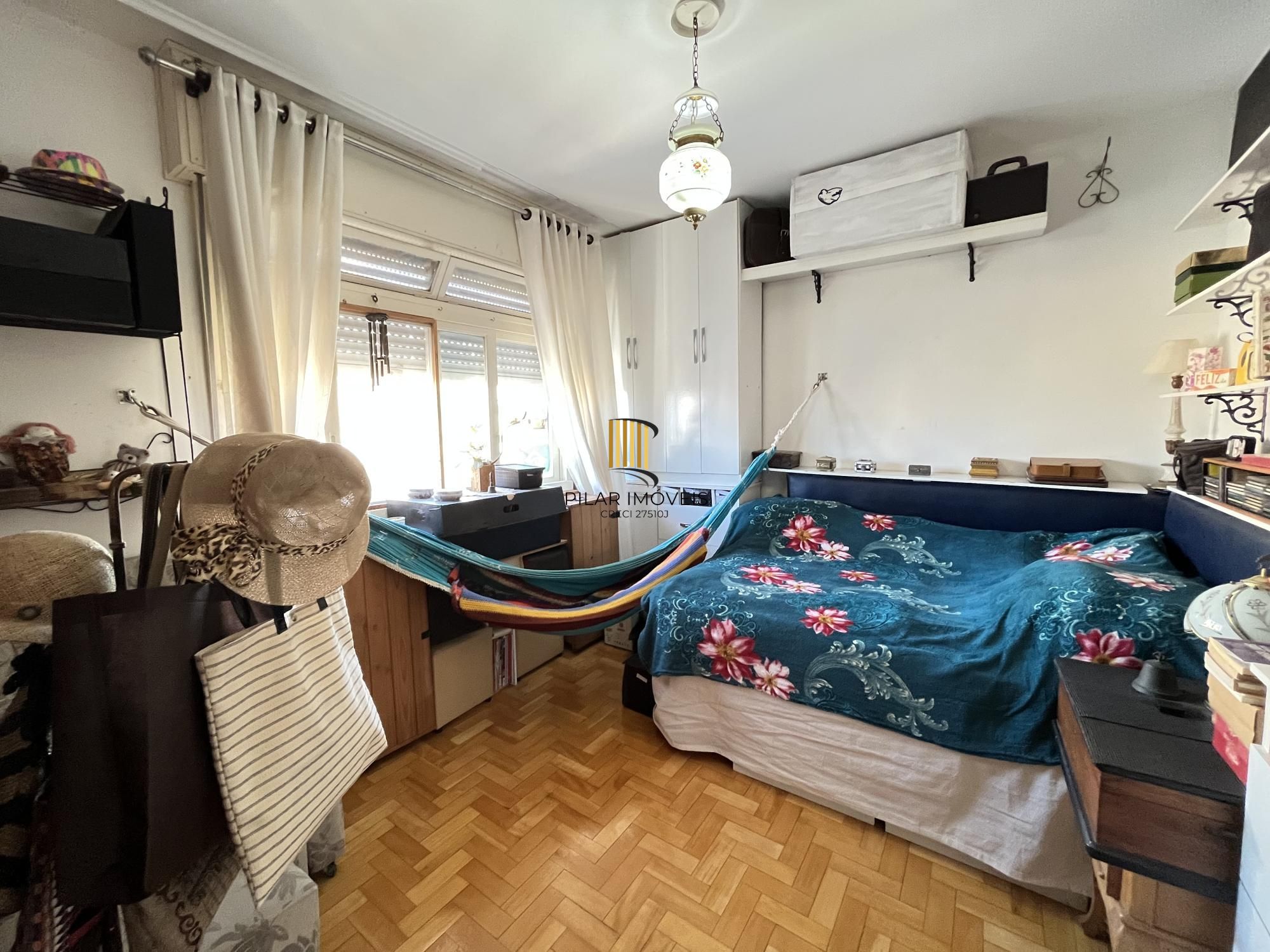 Apartamento de 3 quartos, suíte e 1 vaga de garagem no bairro Bom Fim em POA/RS