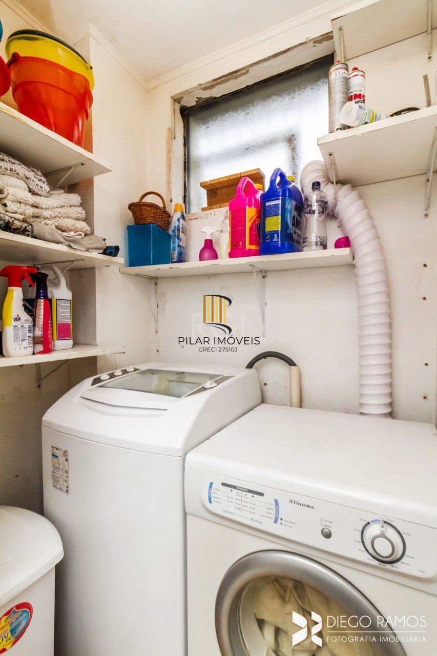 Apartamento para Venda - 111m², 3 dormitórios, sendo 1 suites, 2 vagas - Menino Deus