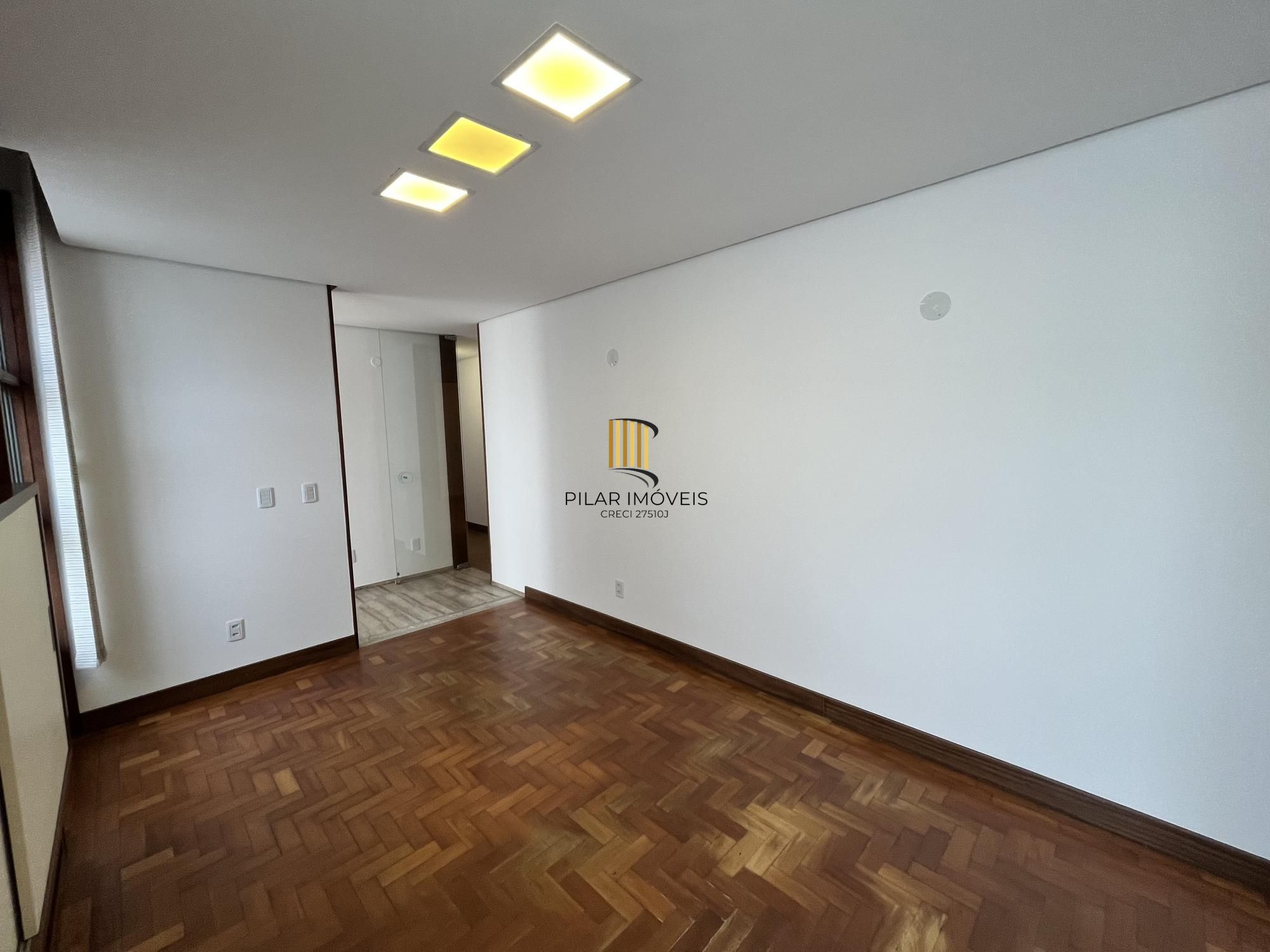 Casa para Venda - 160m², 3 dormitórios, sendo 1 suites, Jardim Botânico