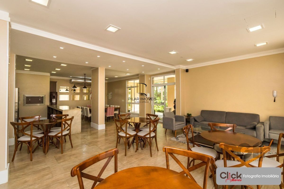 Vende apartamento de 3 quartos, sendo 1 suíte, mobiliado, 1 vaga coberta e escriturada, no Jardim Lindóia - Porto Alegre