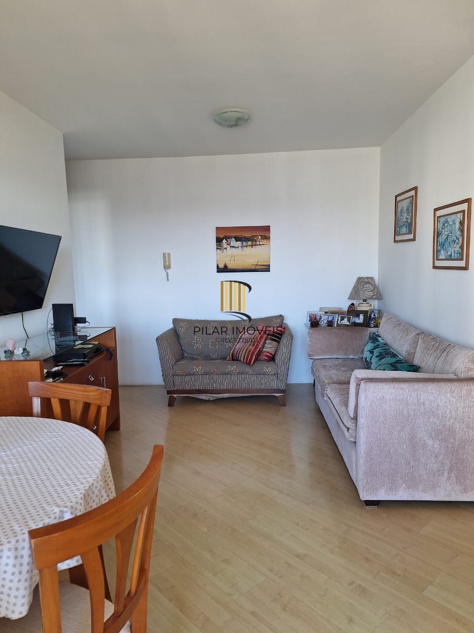 Apartamento de 2 quartos e 1 vaga de garagem no bairro Santo Antônio em POA/RS