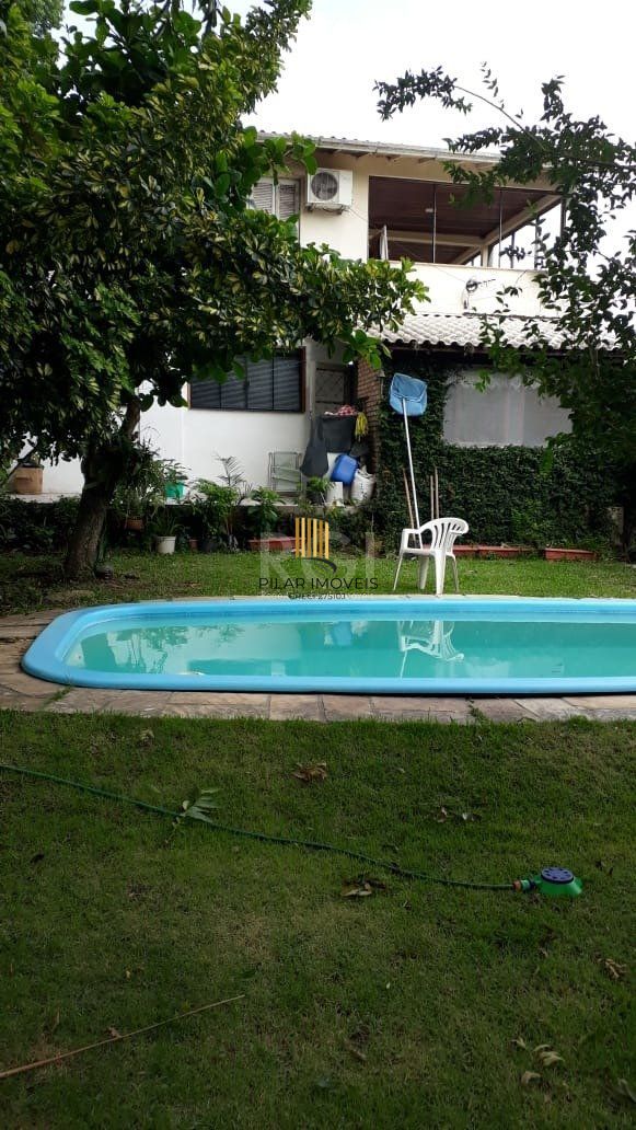 Casa para Venda - 230.45m², 4 dormitórios, sendo 1 suites, 3 vagas - Ponta Grossa