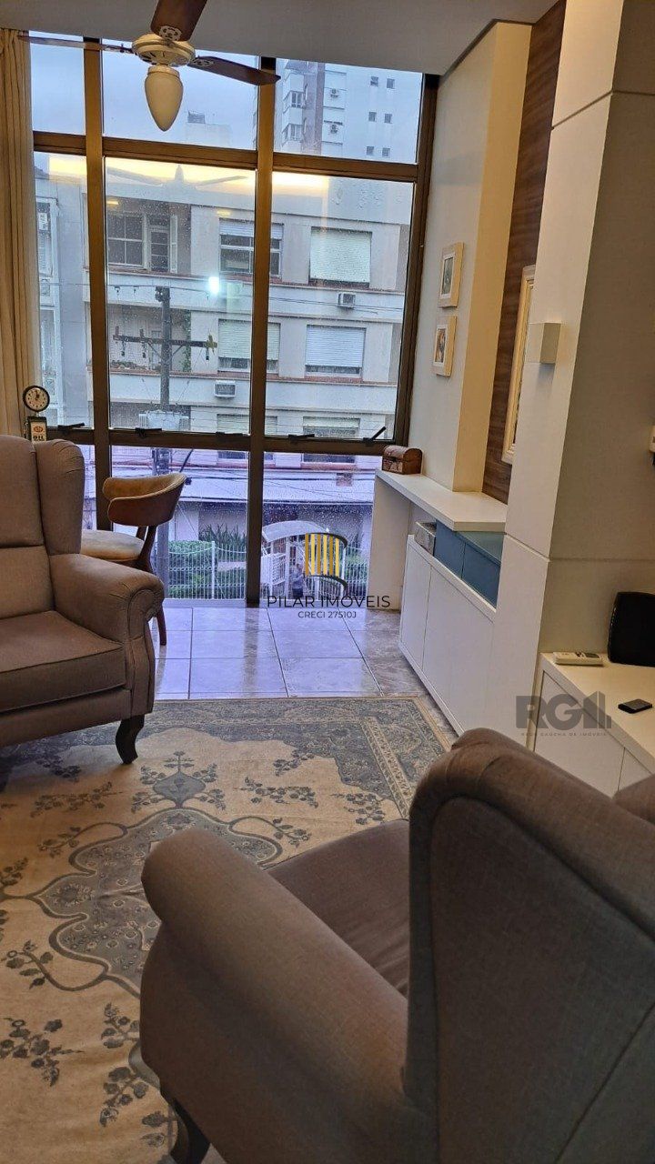 Sala comercial com 39,55 m² de área privativa. Localizado na Rua/Av. Felipe Camarão, no bairro Bom Fim em Porto Alegre.