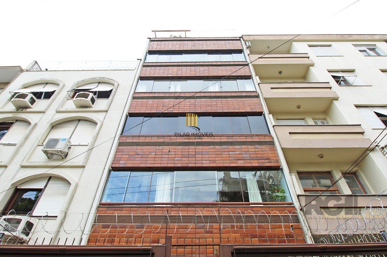 Apartamento de dois dormitórios e dois banheiros no bairro Bom Fim / Rio Branco em Porto Alegre!