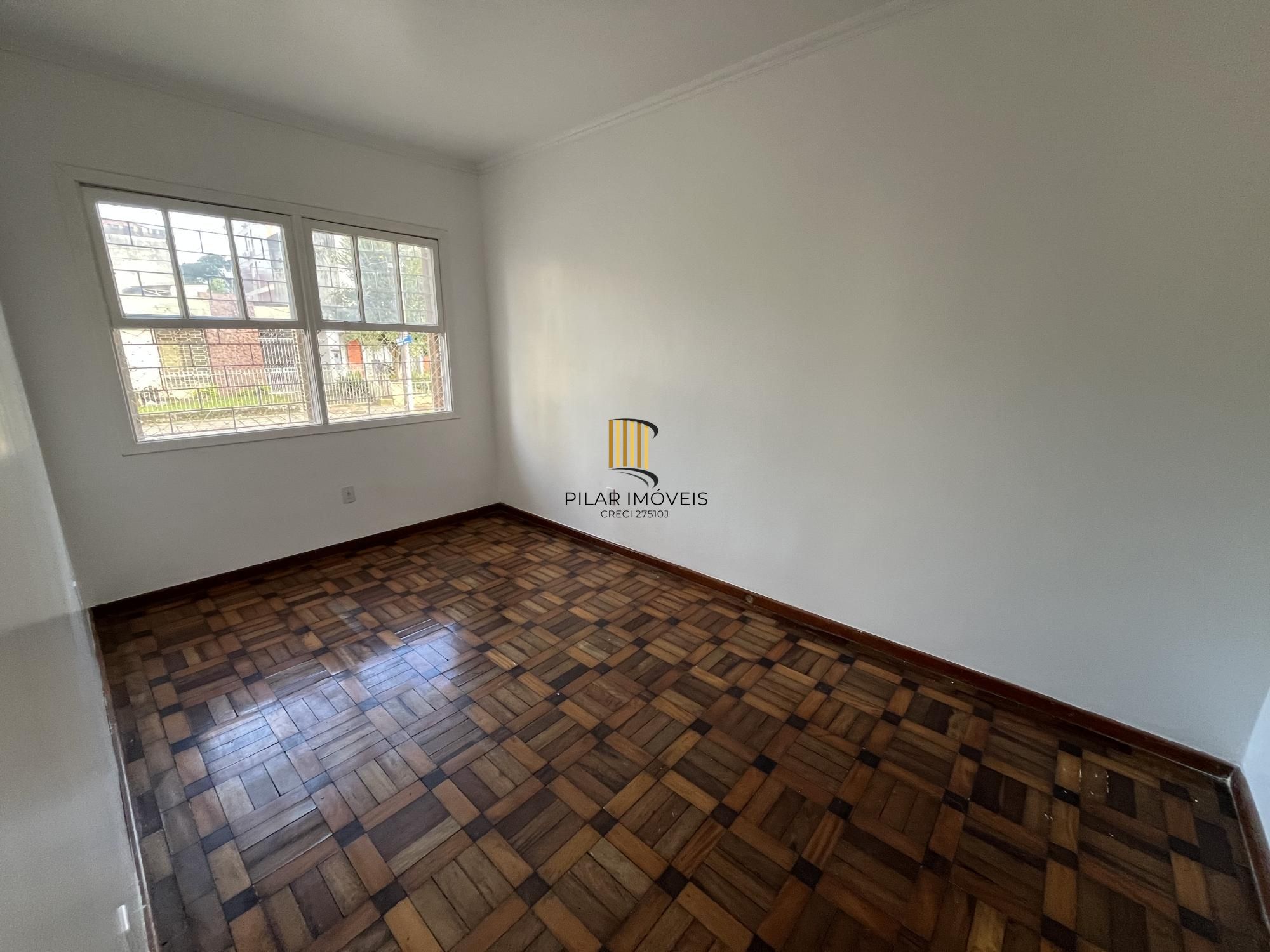 Apartamento térreo de 2 quartos no bairro Menino Deus em Porto Alegre