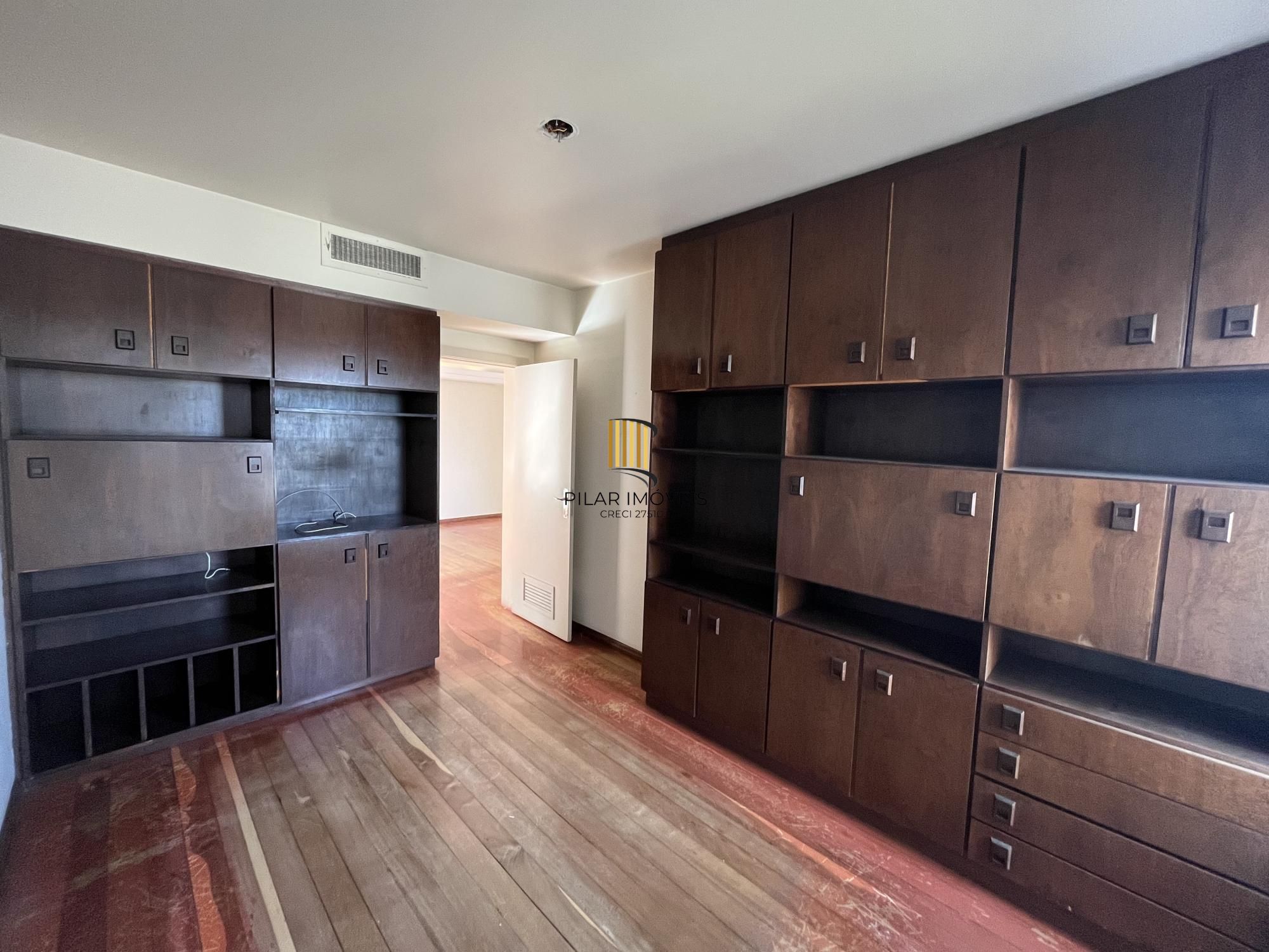Apartamento de 3 quartos, suíte, lavabo e 2 vagas de garagem bairro Rio Branco