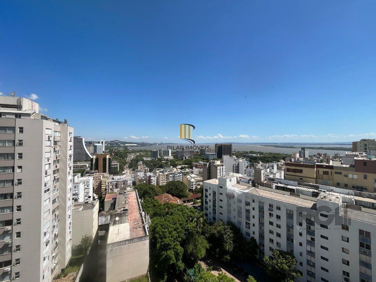 Apartamento 3 dormitórios no bairro Centro