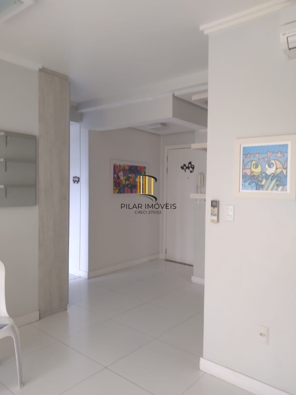 Apartamento de um quarto e uma vaga de garagem no bairro Menino Deus em POA/RS