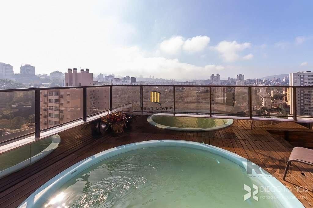 Cobertura para Venda - 185m², 3 dormitórios, sendo 1 suites, 2 vagas - Petrópolis
