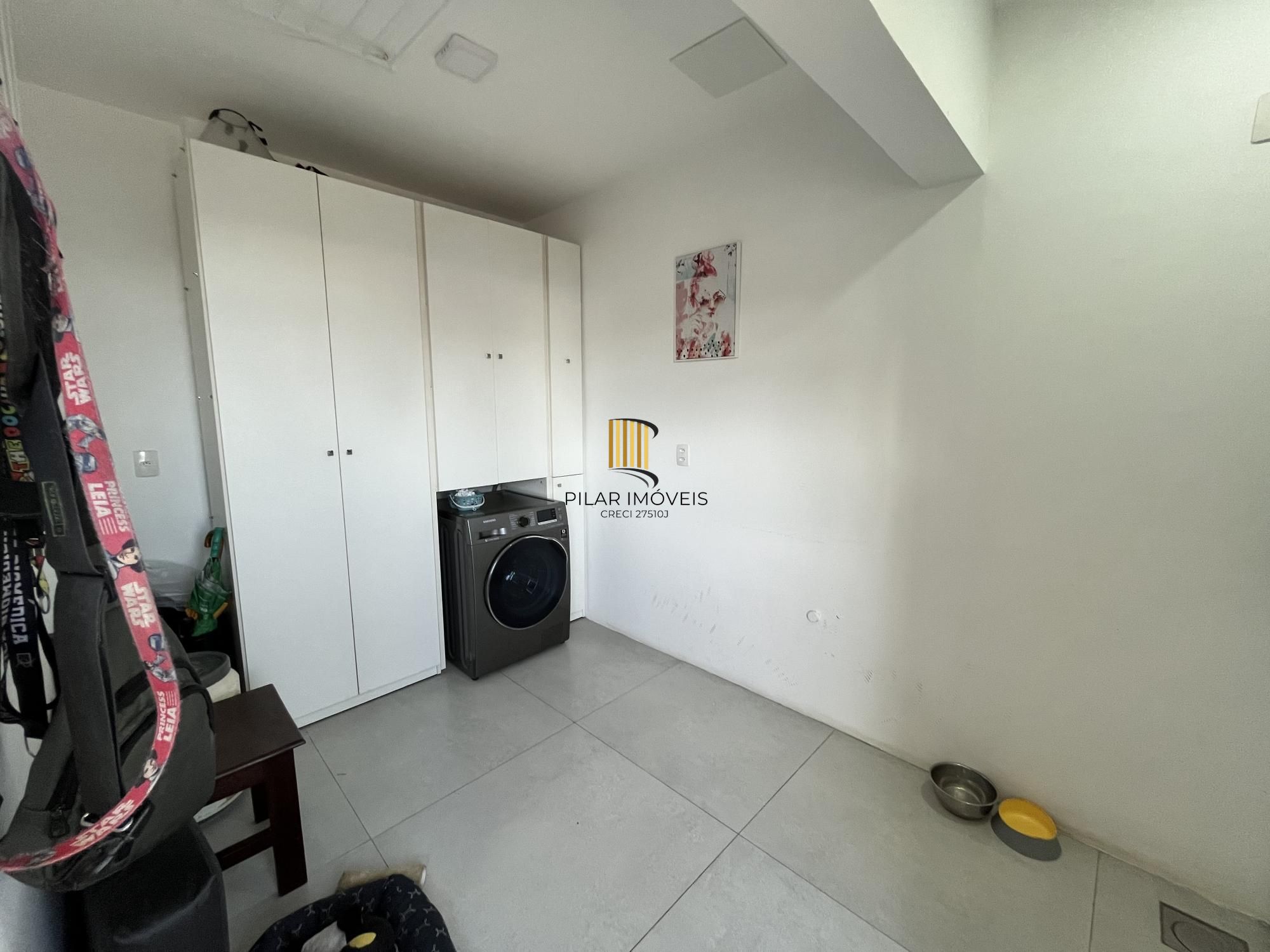 Apartamento de 2 quartos e 1 vaga de garagem no bairro Rio Branco Porto Alegre
