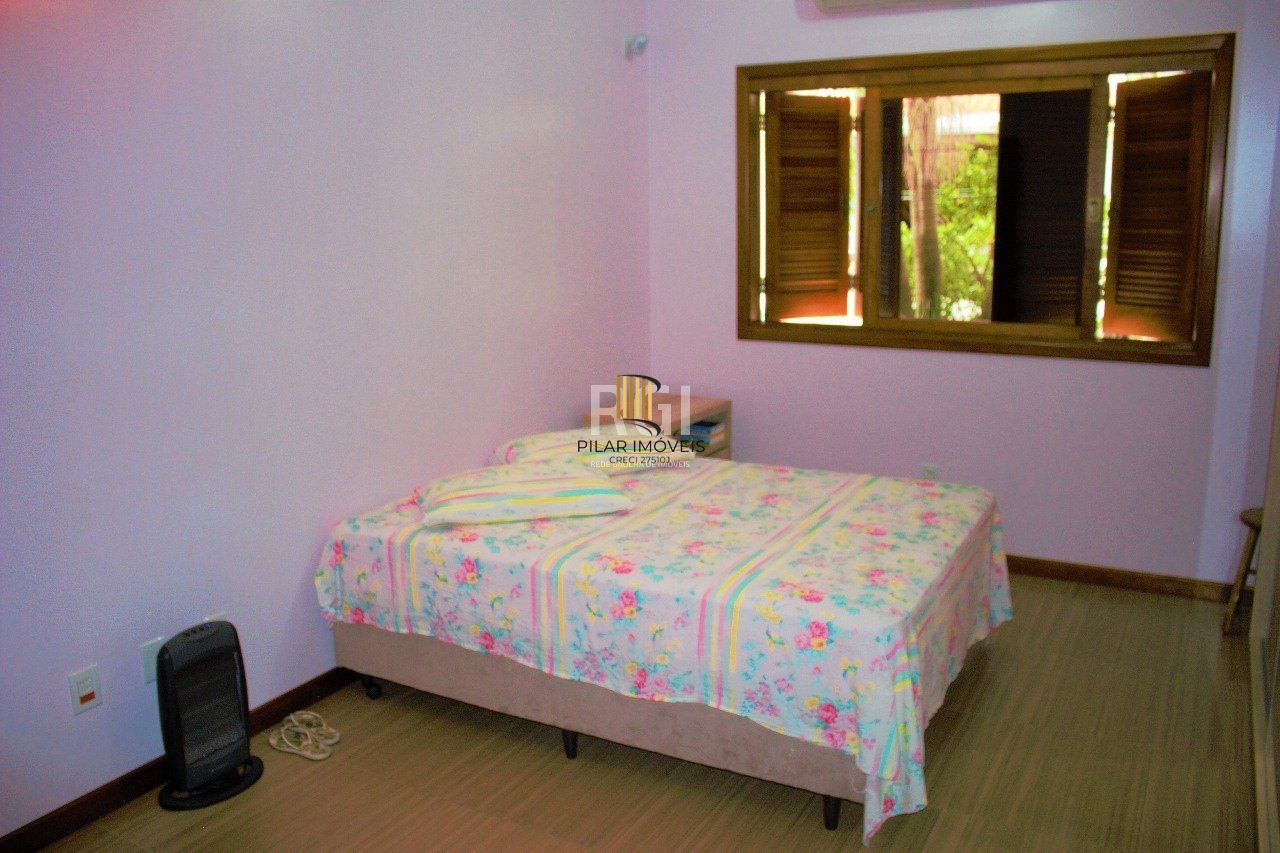 Casa 2 Dormitório(s) Bairro Medianeira