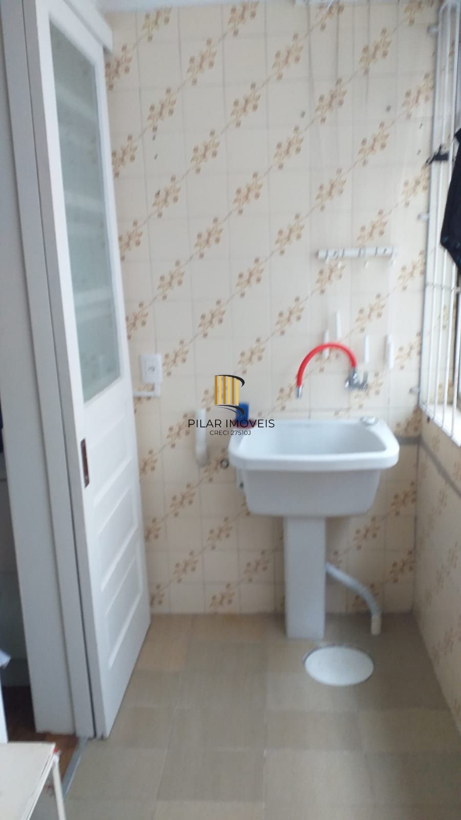 Apto 2 dorms com garagem R$480mil em Petrópolis