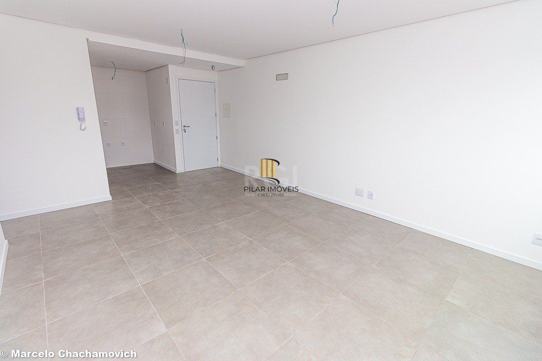 Apartamento para Venda - 69.82m², 2 dormitórios, sendo 1 suites, 2 vagas - Bom Jesus