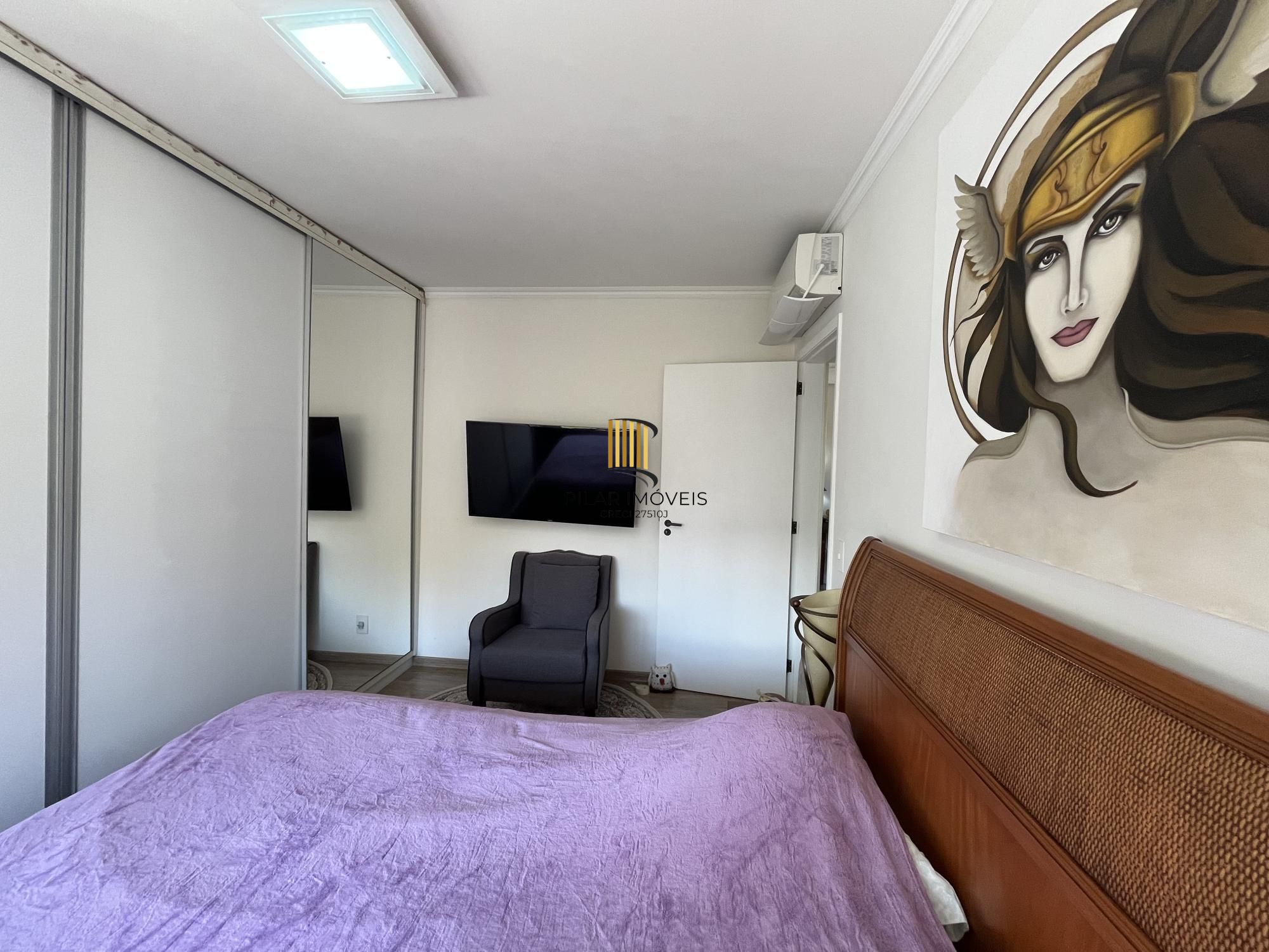 Apartamento de 2 quartos e 1 vaga de garagem bairro Menino Deus em Porto Alegre