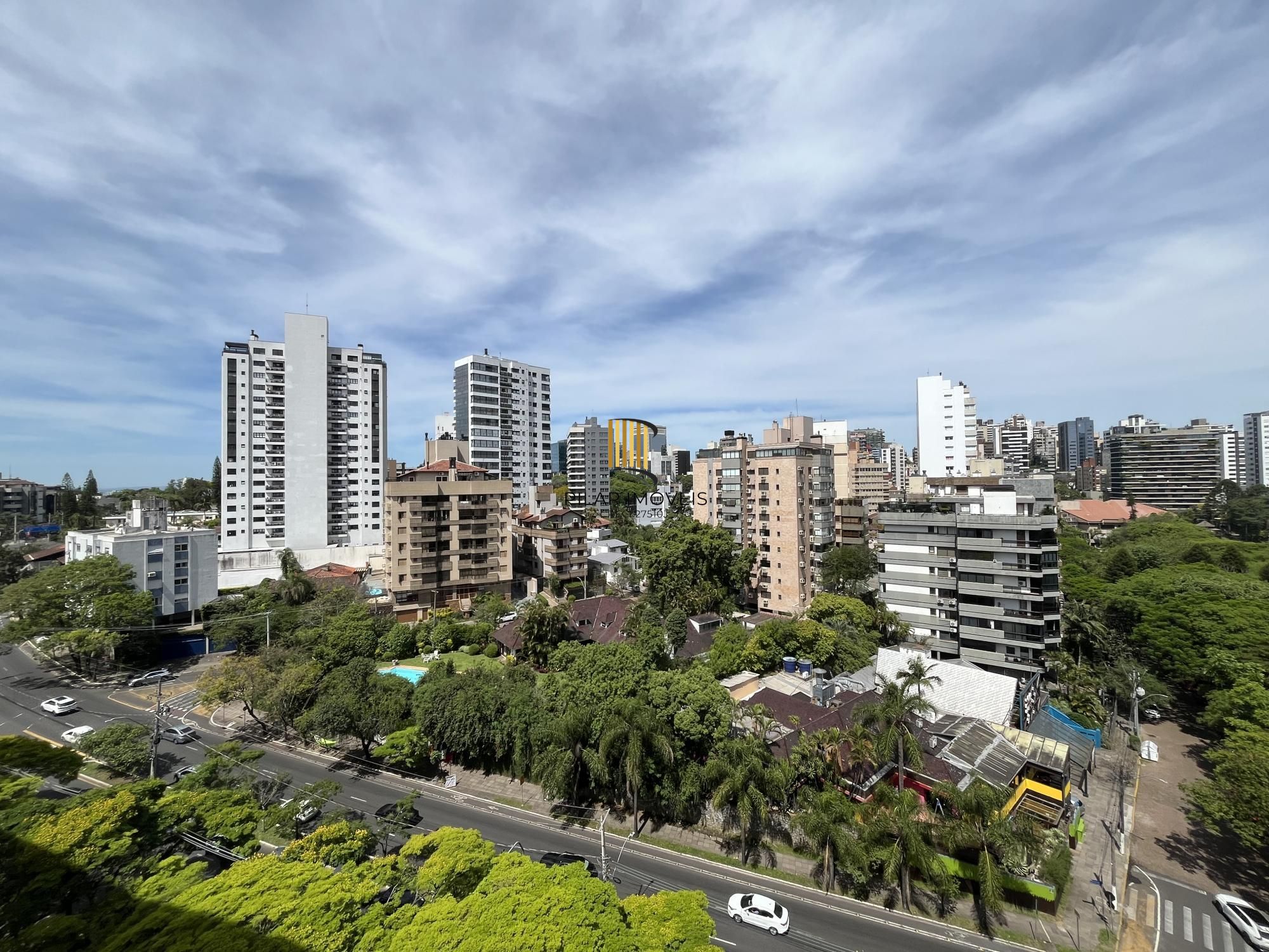 Apartamento de 3 quartos, suíte, dependência de empregada e 2 vagas Bela Vista