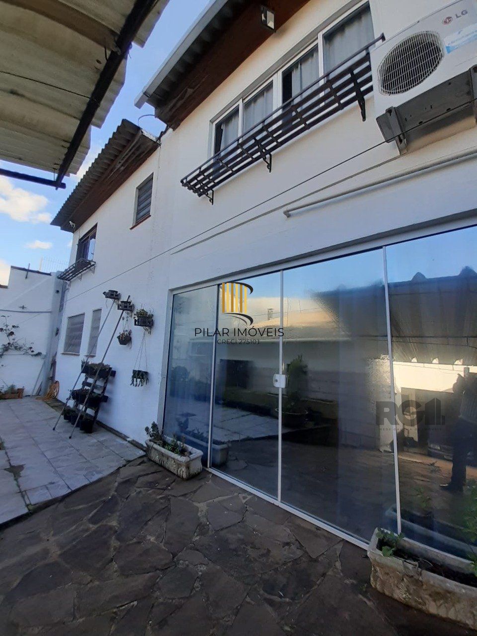 Casa 3 Dormitório(s) Bairro Medianeira