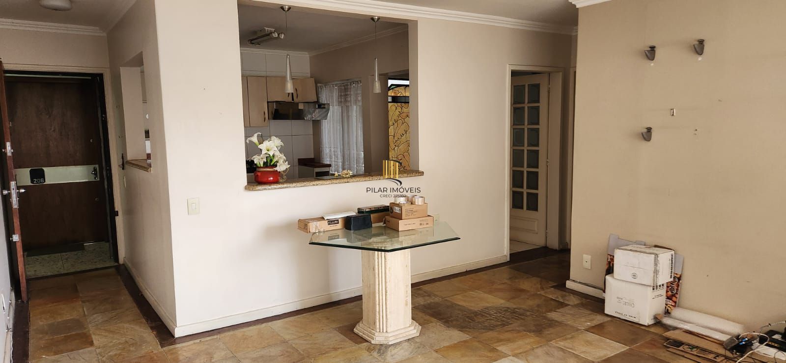 Apartamento de 3 quartos, suíte 1 vaga de garagem bairro Santana em Porto Alegre