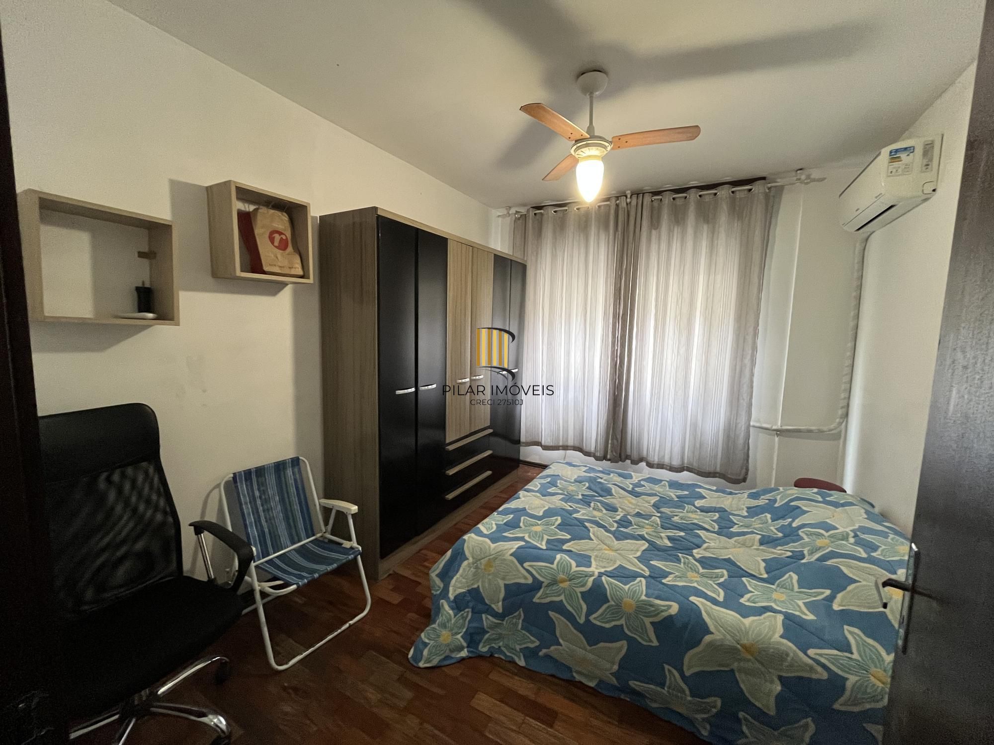 Apartamento de dois quartos com suíte no bairro Menino Deus em Porto Alegre