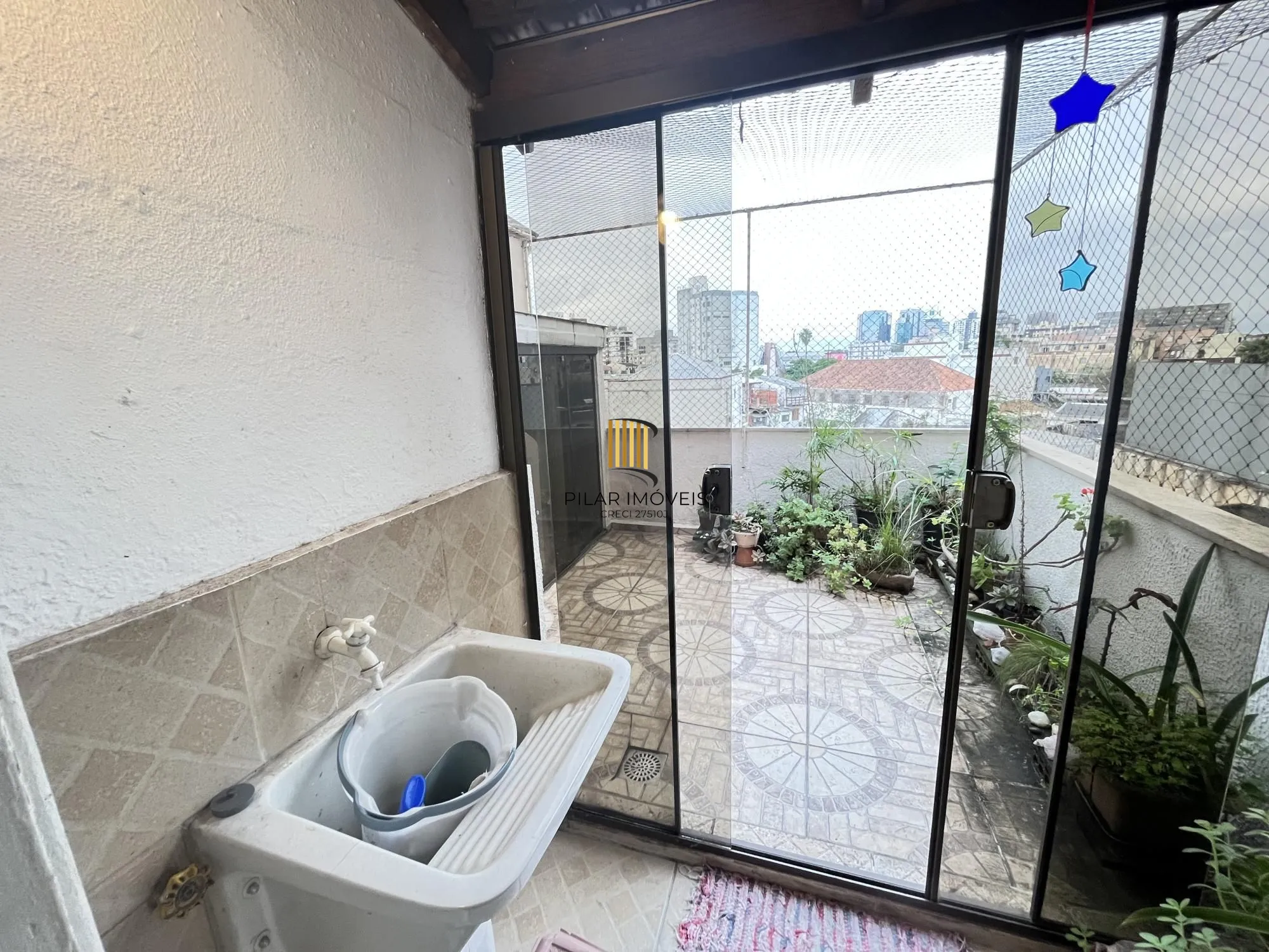 Apartamento garden de 1 dormitório transformado 2 quartos no bairro Cidade Baixa