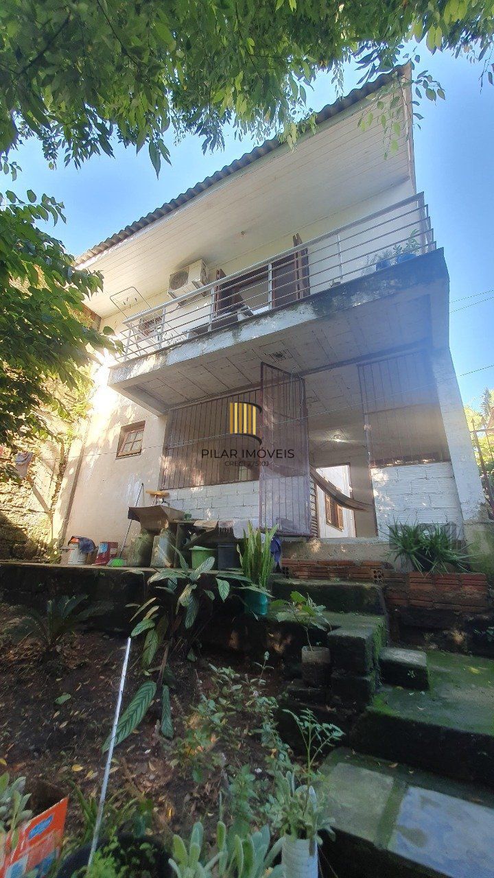 Casa 3 dormitórios no bairro Bom Jesus