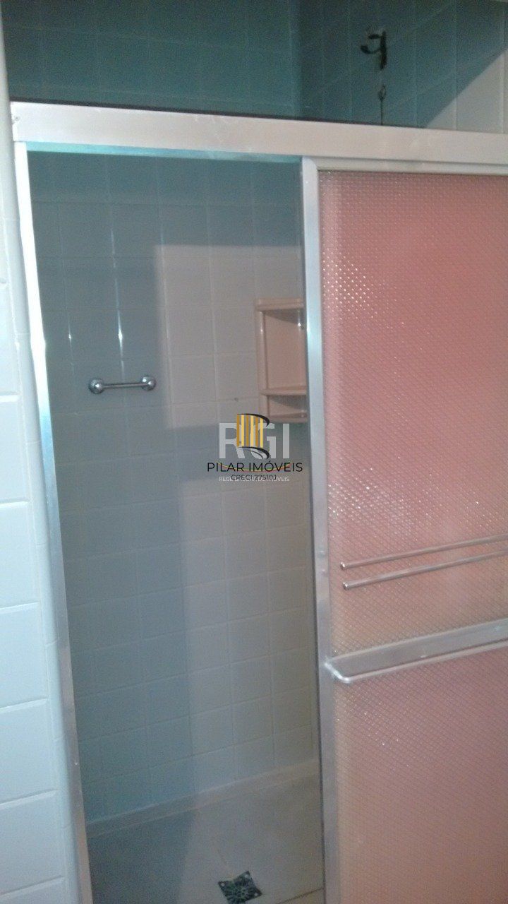 Casa para Venda - 363m², 3 dormitórios, sendo 1 suites, 2 vagas - São João
