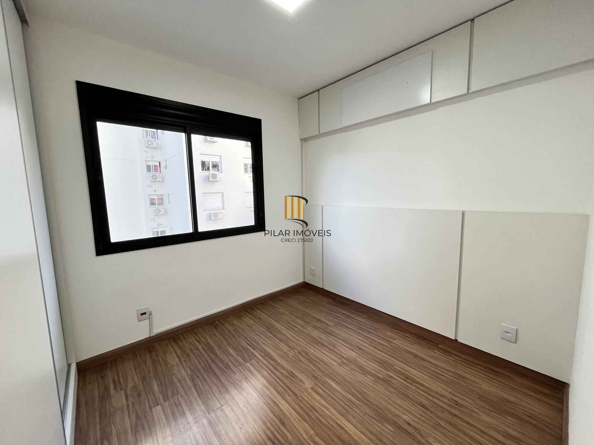 Apartamento de 2 quartos, suite e com uma vaga de garagem