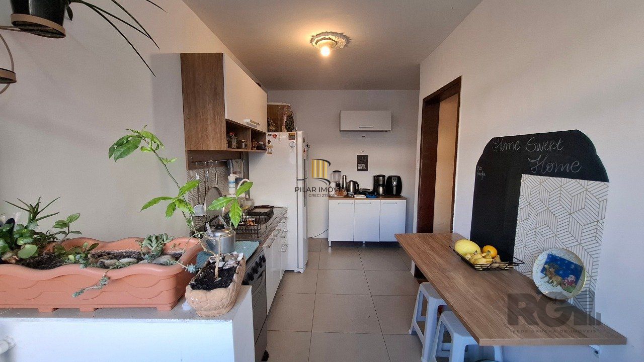 Apartamento 2 dormitórios no bairro Vila Ipiranga