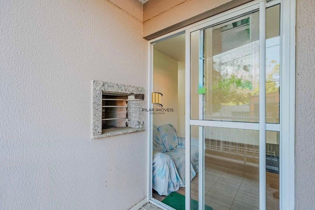 Apartamento no bairro Teresopólis - 2 dormitórios - 1 vaga de garagem