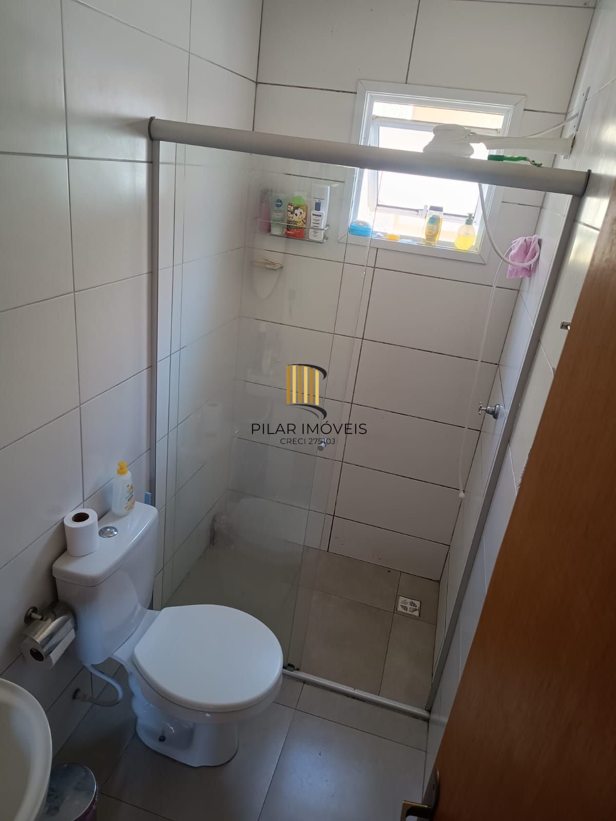 Sobrado em condomínio fechado no bairro Ponta Grossa