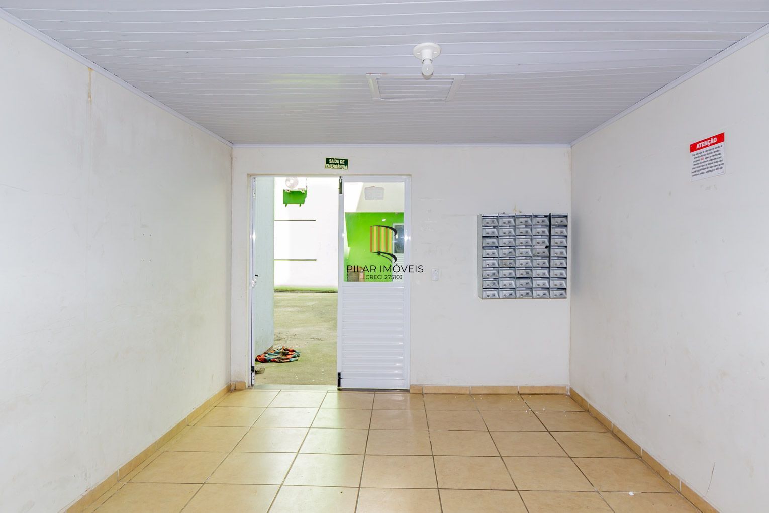 Apartamento 2 dormitórios - Chapéu do Sol