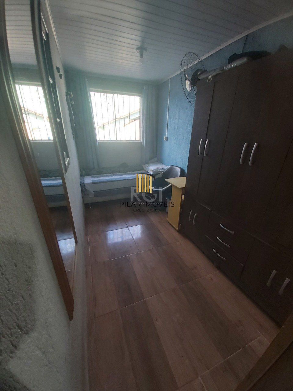 Casa 2 dormitórios no bairro Hípica
