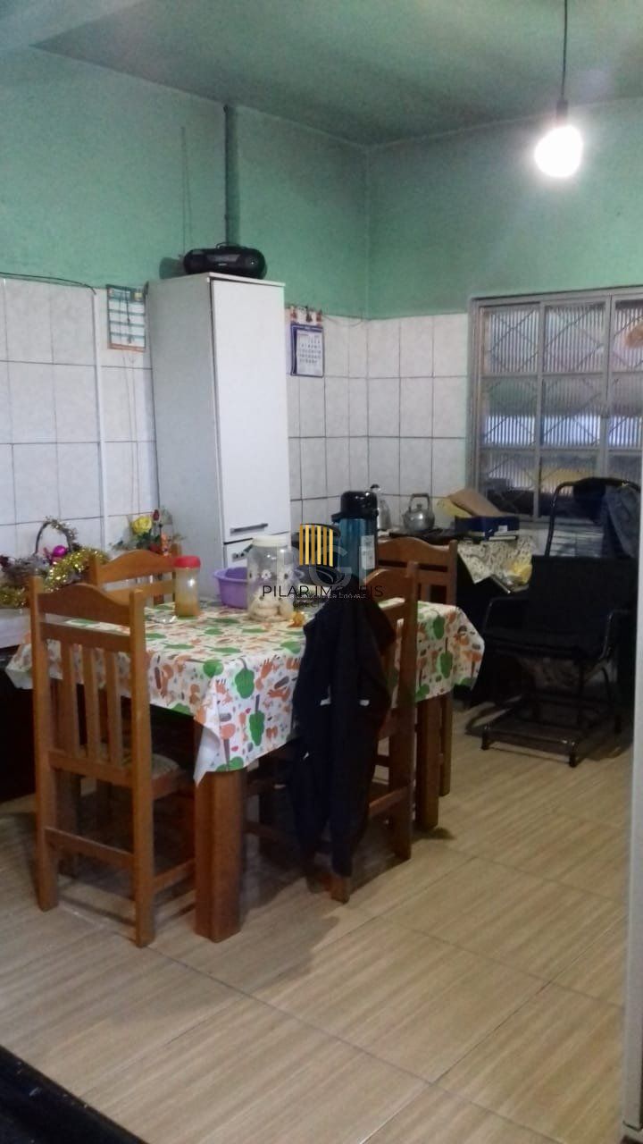 bela casa com grandes ambientes no campo novo