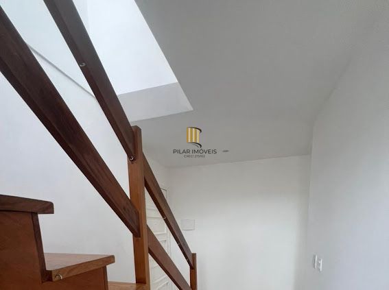 Cobertura de 2 Dormitórios Bairro Santa Teresa Porto Alegre