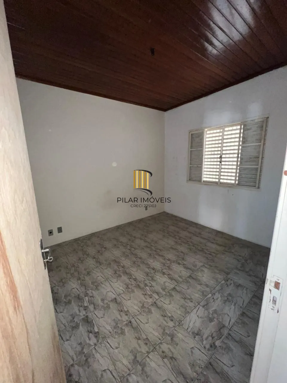 Apartamento de 2 dormitórios localizado em viamão