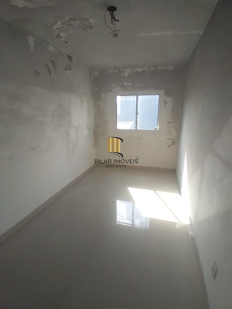 Sobrado no bairro Aberta dos Morros - 3 dormitórios - 1 suíte