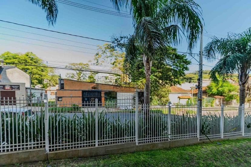 Apartamento no bairro Teresopólis - 2 dormitórios - 1 vaga de garagem