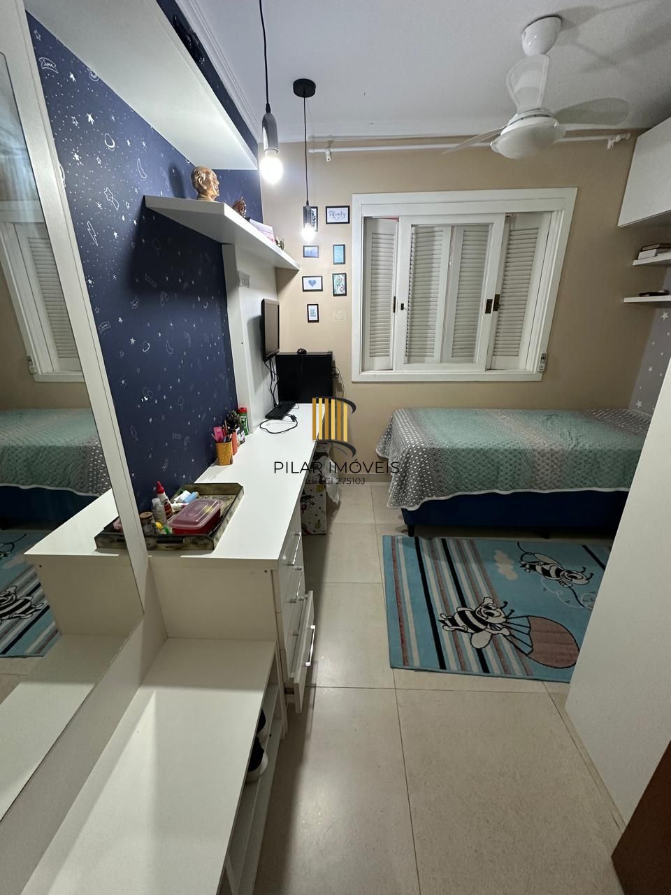 CASA DE ESQUINA NO MORADAS DO SUL - 4 DORMITÓRIOS