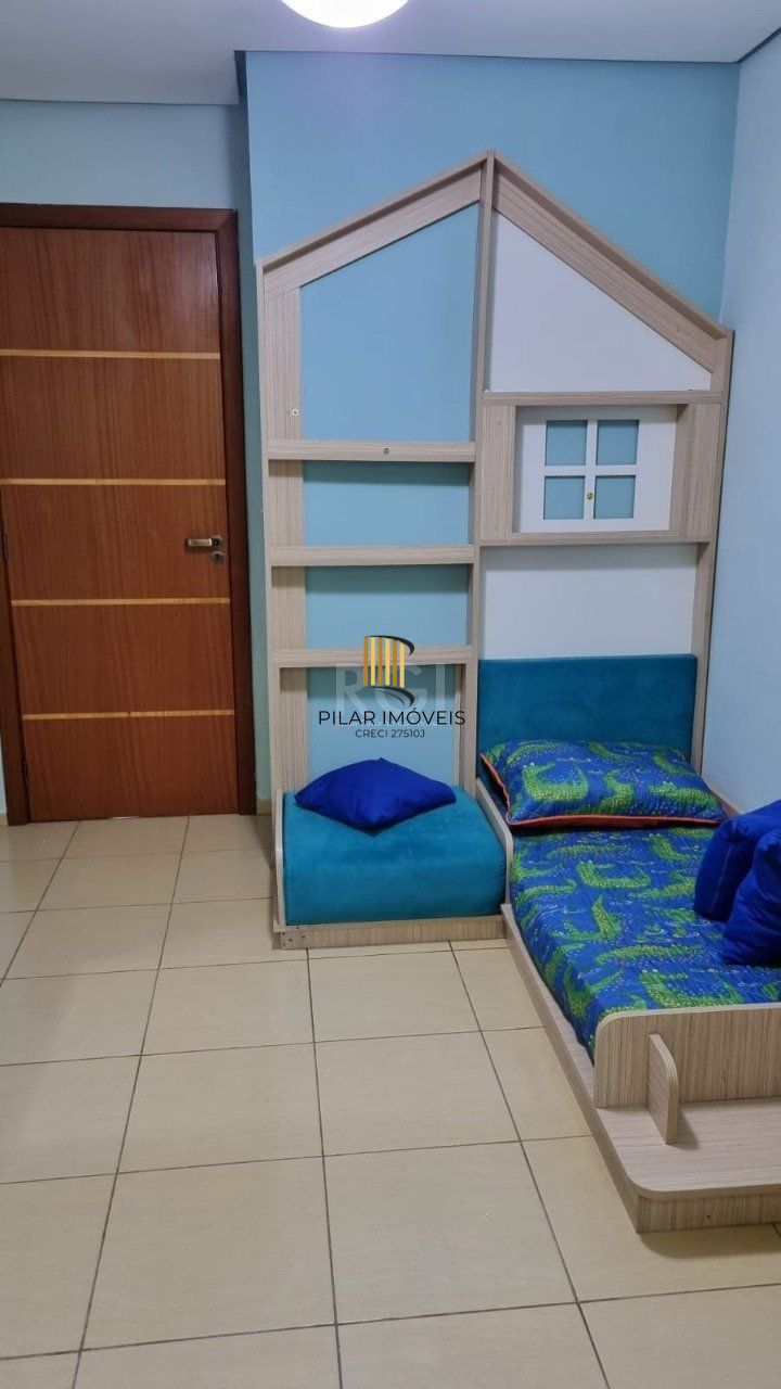 Apartamento no bairro Cavalhada - 3 dormitórios