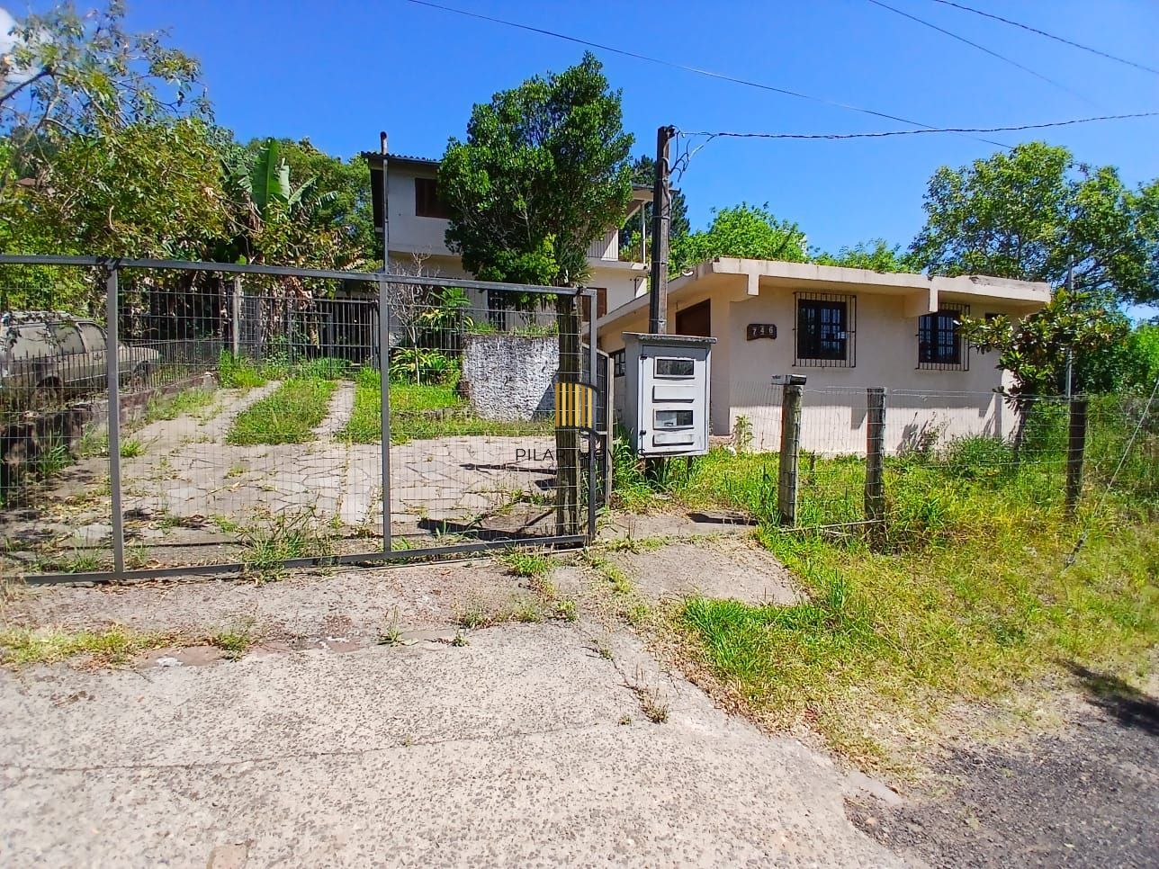 Casa para Venda - 300m², 5 dormitórios, 4 vagas - Vila Nova