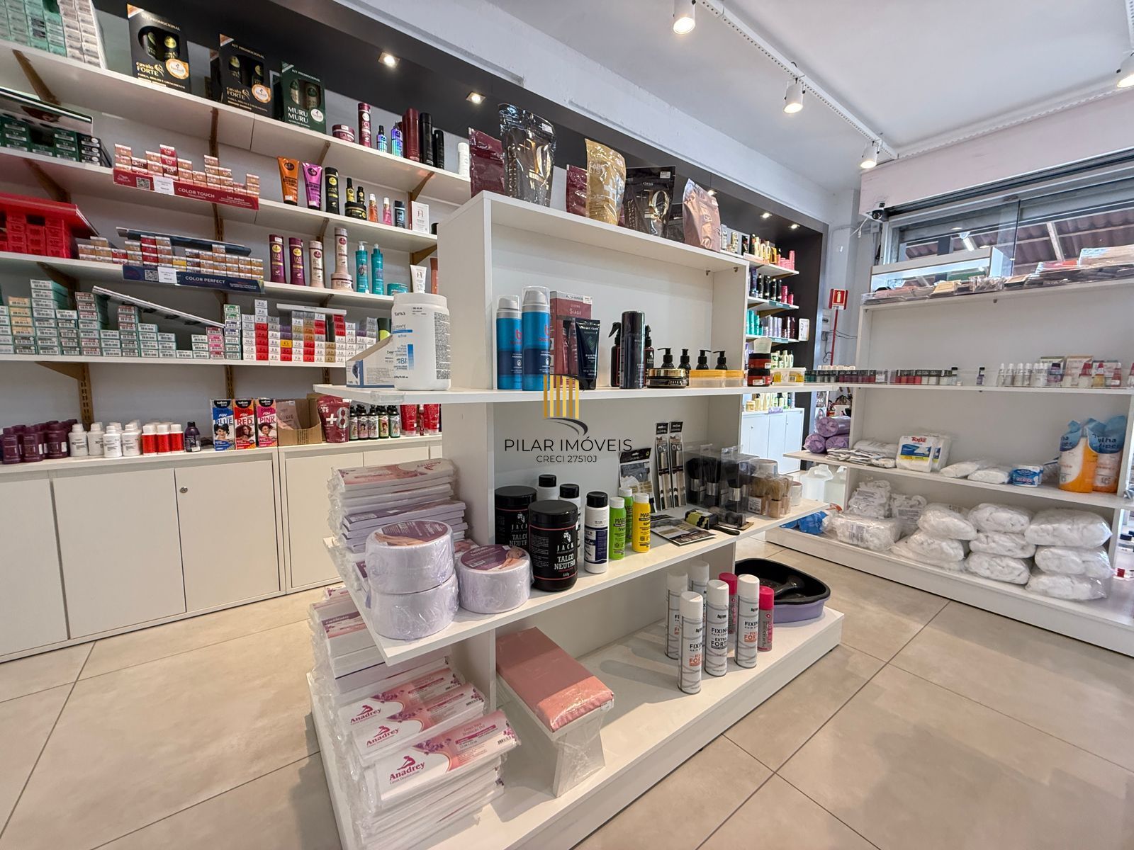 Excelente ponto comercial na hípica