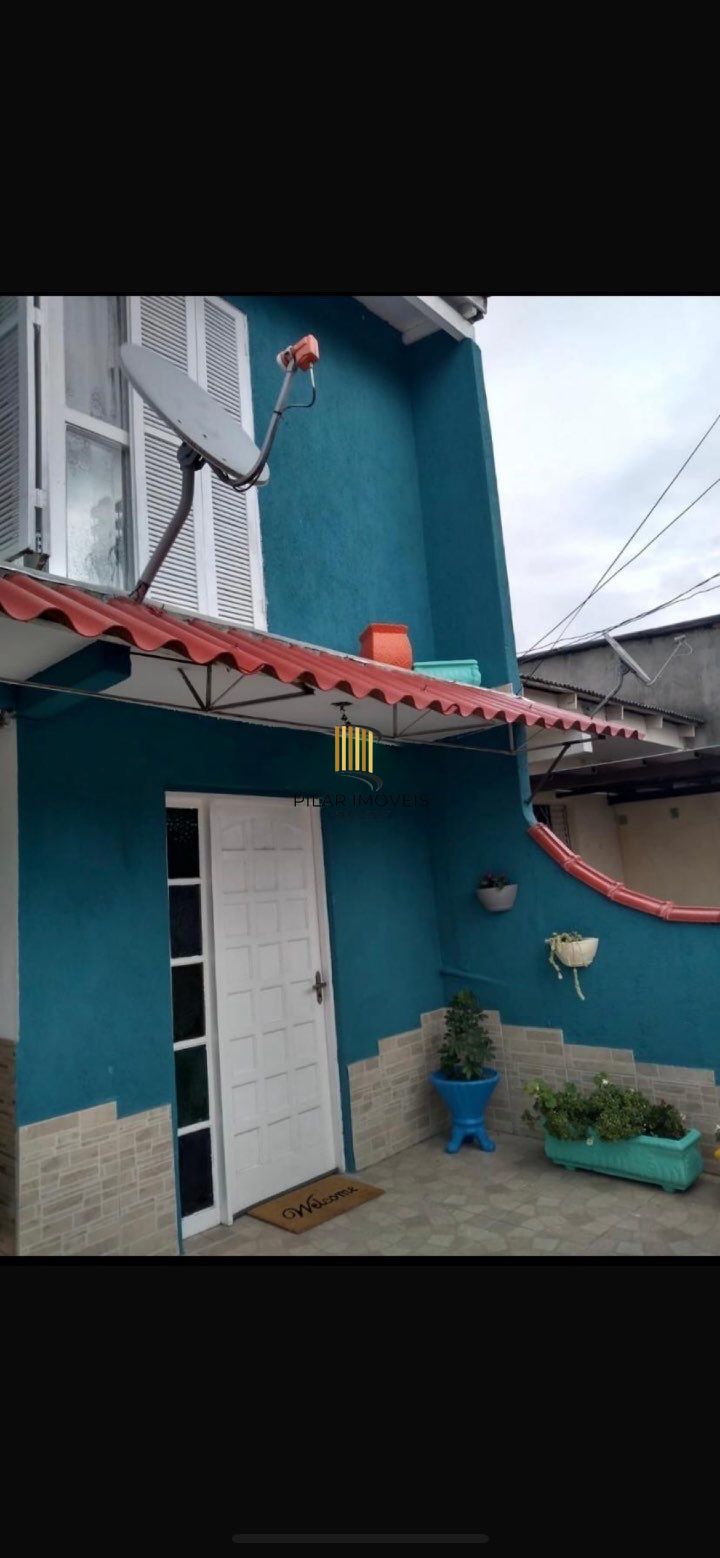 Sobrado na Hipica - 3 Dormitórios, sendo 1 Suíte